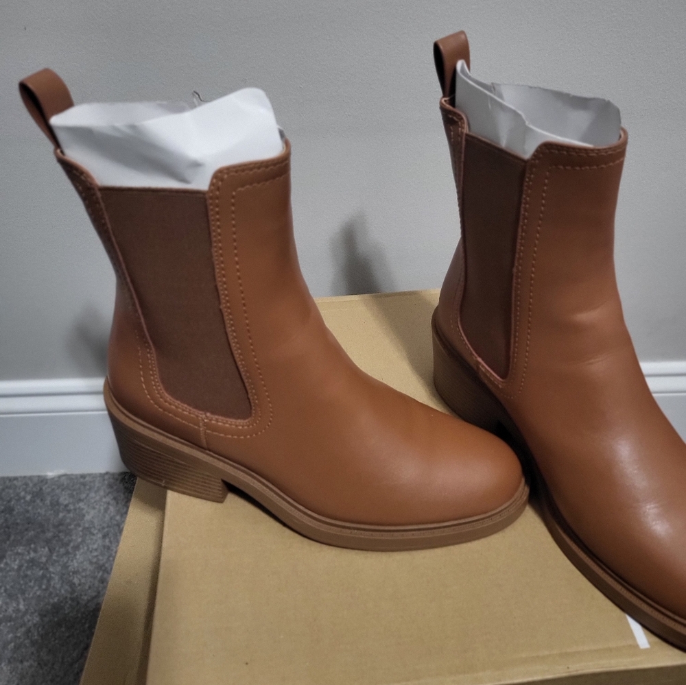 Bootie - Picture 6 of 6